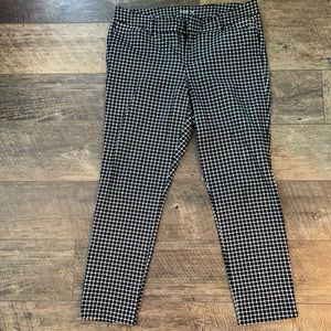 black and white checkered old navy pixie pants